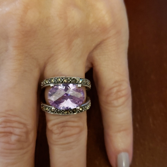 Sterling 925 silver ring - amethyst and marquasite - Picture 1 of 4